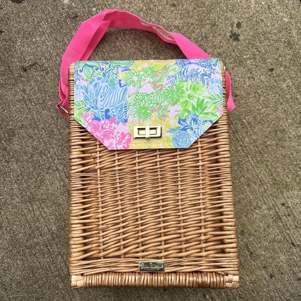 Lilly Pulitzer Wicker Picnic Wine Basket Caddy Cheek To Cheek Print
